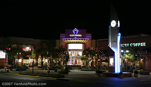 Oxnard Plaza Cinema Christmas